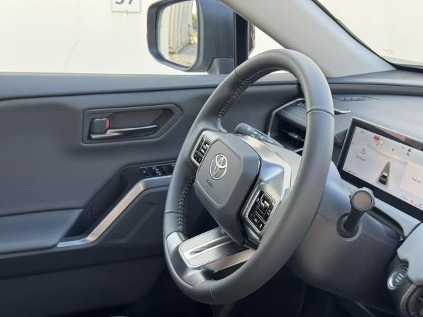 Toyota RAV4 VI (XA60) с пробегом 2025 года, цена 3 900 000 рублей, 115 км, внедорожник, Автокод Объявления
