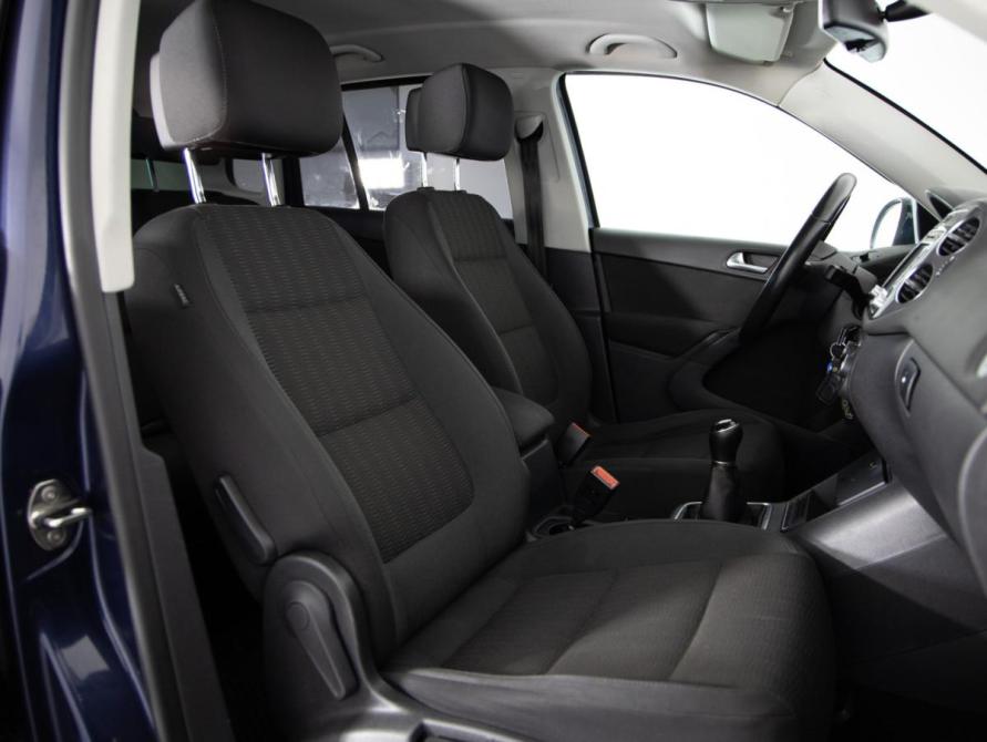 Volkswagen Tiguan I Рестайлинг Санкт-Петербург  - изображение 11