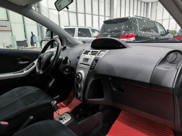 Toyota Yaris II с пробегом 2008 года, цена 580 000 рублей, 164200 км, хэтчбек, Автокод Объявления