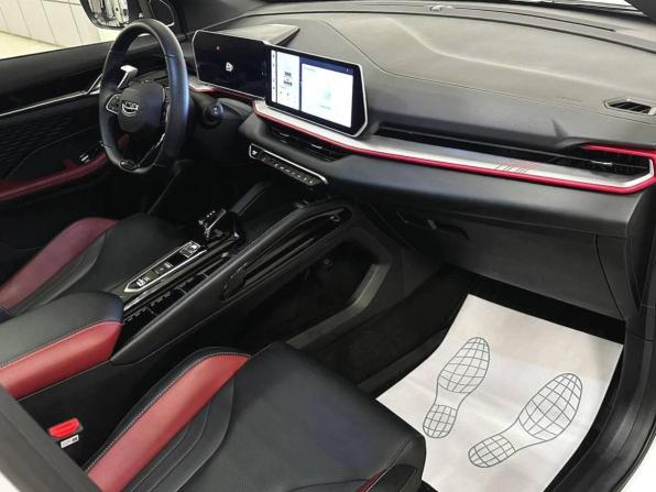 Geely Coolray I Рестайлинг с пробегом 2023 года, цена 1 569 000 рублей, 34649 км, внедорожник, Автокод Объявления