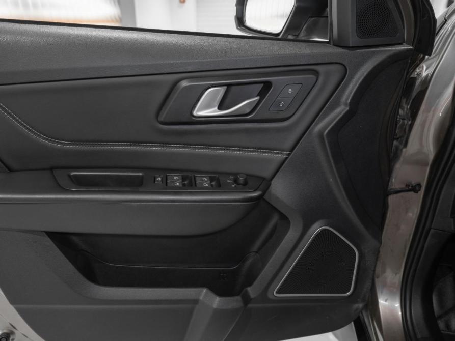 FAW Besturn X40 I Москва  - изображение 19