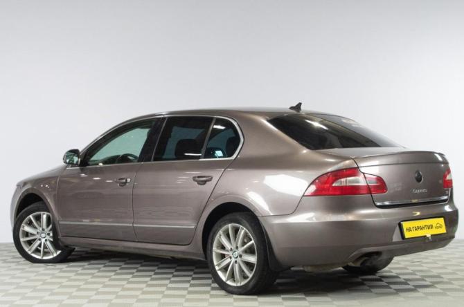 Skoda Superb II с пробегом 2011 года, цена 999 000 рублей, 281500 км, лифтбек, Автокод Объявления