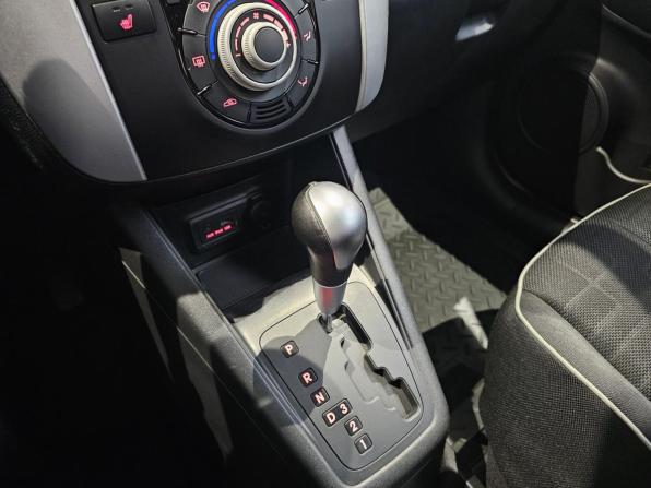 Kia Venga I с пробегом 2013 года, цена 879 000 рублей, 125594 км, минивэн, Автокод Объявления
