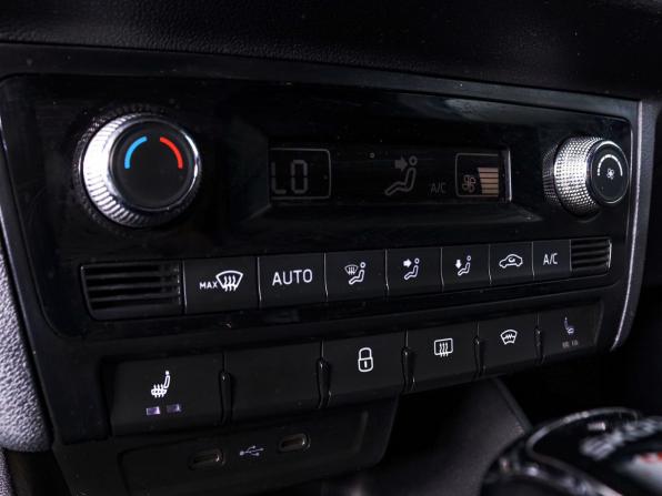 Skoda Rapid II с пробегом 2021 года, цена 1 649 000 рублей, 148500 км, лифтбек, Автокод Объявления