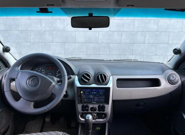 Renault Logan I Рестайлинг с пробегом 2010 года, цена 340 000 рублей, 300960 км, седан, Автокод Объявления