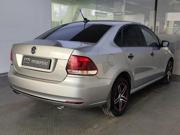Volkswagen Polo V Рестайлинг с пробегом 2020 года, цена 1 260 000 рублей, 131900 км, седан, Автокод Объявления