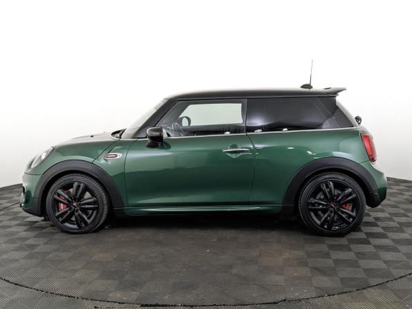Mini Hatch III (F55/F56) Рестайлинг с пробегом 2020 года, цена 2 990 000 рублей, 84800 км, хэтчбек, Автокод Объявления