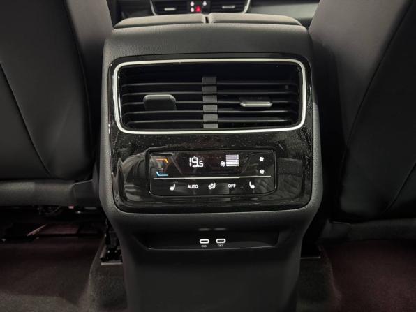 Новый Volkswagen Tavendor I 2025 года, цена 5 649 000 рублей, внедорожник, Автокод Объявления