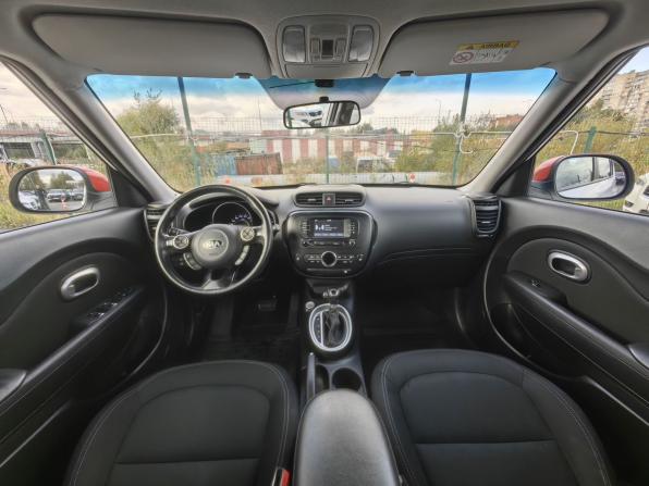 Kia Soul II Рестайлинг с пробегом 2018 года, цена 1 139 000 рублей, 182000 км, хэтчбек, Автокод Объявления