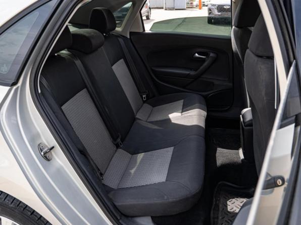 Volkswagen Polo V с пробегом 2010 года, цена 595 000 рублей, 230438 км, седан, Автокод Объявления