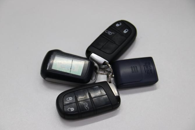 Jeep Grand Cherokee IV (WK2) Рестайлинг с пробегом 2013 года, цена 2 165 650 рублей, 182507 км, внедорожник, Автокод Объявления