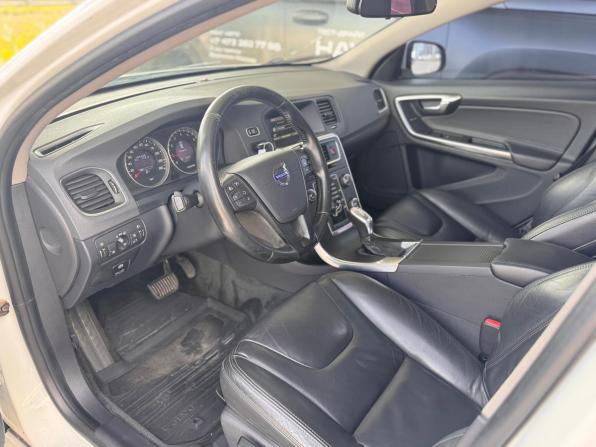 Volvo S60 II с пробегом 2012 года, цена 1 075 000 рублей, 185420 км, седан, Автокод Объявления