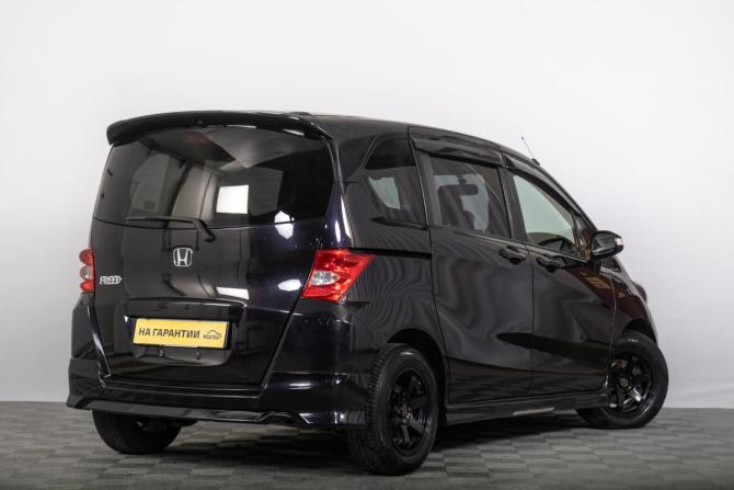 Honda Freed I с пробегом 2009 года, цена 1 139 000 рублей, 135000 км, компактвэн, Автокод Объявления