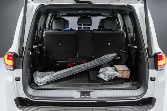 Новый Toyota Land Cruiser 300 Series 2026 года, цена 13 990 000 рублей, внедорожник, Автокод Объявления