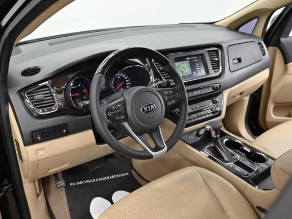 Kia Carnival III с пробегом 2019 года, цена 2 399 000 рублей, 137000 км, минивэн, Автокод Объявления