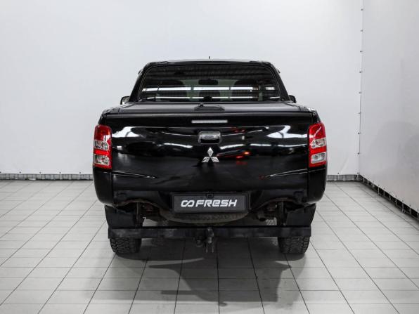 Mitsubishi L200 V с пробегом 2017 года, цена 1 999 000 рублей, 274772 км, offers.body_type.unknown, Автокод Объявления
