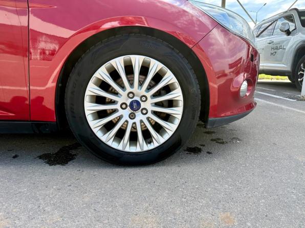 Ford Focus III с пробегом 2013 года, цена 735 000 рублей, 176870 км, хэтчбек, Автокод Объявления