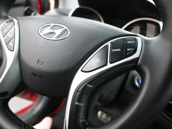 Hyundai Elantra V (MD) с пробегом 2011 года, цена 1 059 900 рублей, 193000 км, седан, Автокод Объявления