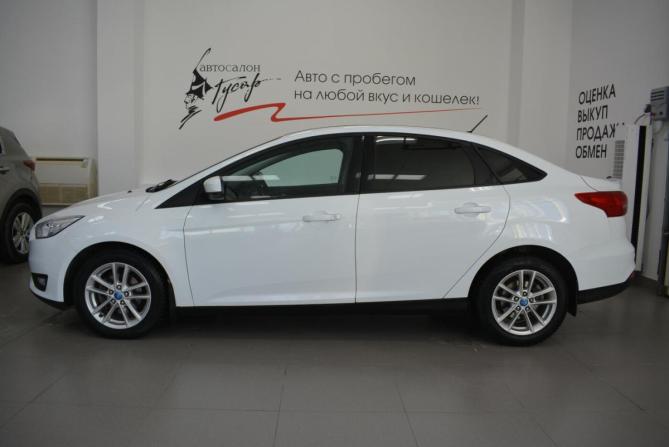 Ford Focus III Рестайлинг с пробегом 2015 года, цена 899 000 рублей, 147000 км, седан, Автокод Объявления