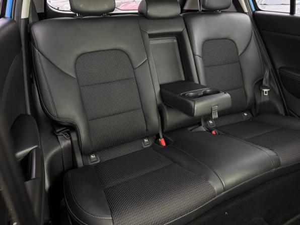 Kia Sportage IV Рестайлинг с пробегом 2019 года, цена 2 239 000 рублей, 126049 км, внедорожник, Автокод Объявления
