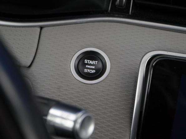 Land Rover Range Rover Evoque II с пробегом 2020 года, цена 3 650 000 рублей, 42291 км, внедорожник, Автокод Объявления