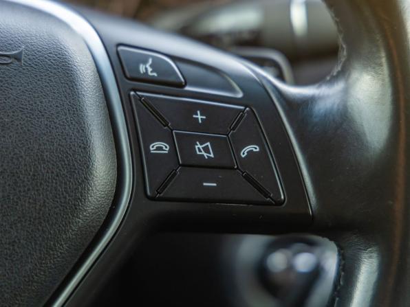 Mercedes-Benz A-Класс III (W176) с пробегом 2015 года, цена 1 348 000 рублей, 172484 км, хэтчбек, Автокод Объявления