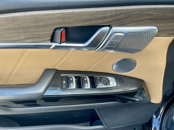 Kia Mohave I Рестайлинг 2 с пробегом 2021 года, цена 4 090 000 рублей, 218089 км, внедорожник, Автокод Объявления