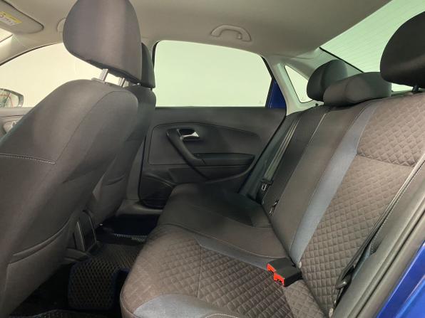 Volkswagen Polo V Рестайлинг с пробегом 2019 года, цена 1 240 000 рублей, 50232 км, седан, Автокод Объявления