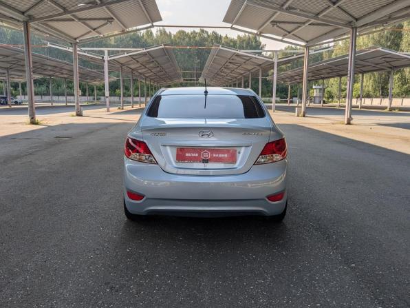 Hyundai Solaris I с пробегом 2011 года, цена 648 900 рублей, 242000 км, седан, Автокод Объявления