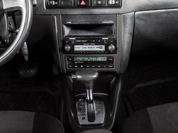Volkswagen Bora I с пробегом 2005 года, цена 400 000 рублей, 274130 км, седан, Автокод Объявления