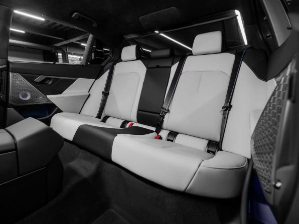 BMW M5 VII (G90) с пробегом 2026 года, цена 22 900 000 рублей, 36 км, седан, Автокод Объявления