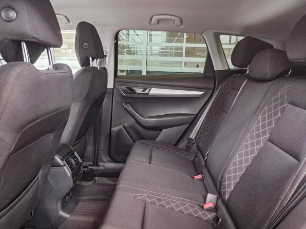 Skoda Karoq I с пробегом 2020 года, цена 2 332 000 рублей, 106453 км, внедорожник, Автокод Объявления