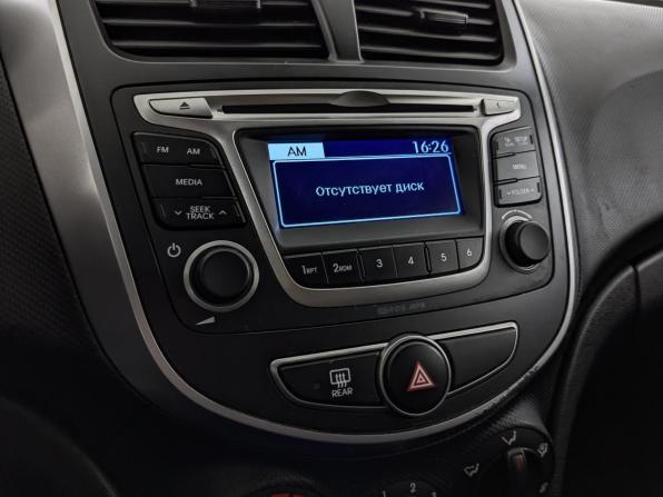 Hyundai Solaris I Рестайлинг с пробегом 2016 года, цена 1 099 000 рублей, 121462 км, седан, Автокод Объявления