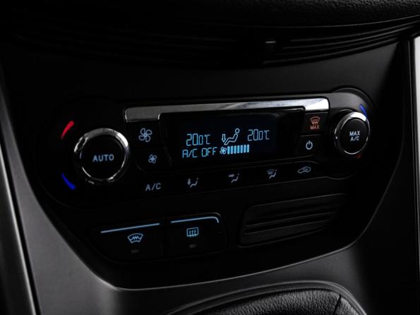 Ford Kuga II с пробегом 2013 года, цена 949 000 рублей, 222759 км, внедорожник, Автокод Объявления