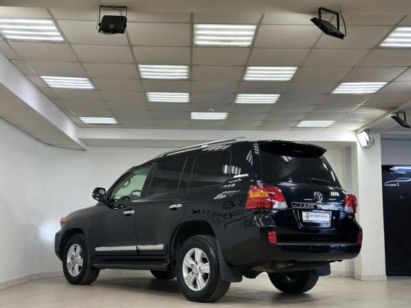 Toyota Land Cruiser 200 Series Рестайлинг 1 с пробегом 2014 года, цена 3 680 000 рублей, 274704 км, внедорожник, Автокод Объявления