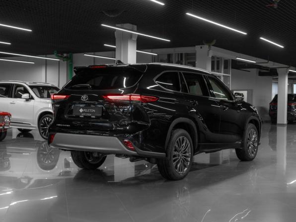 Toyota Highlander IV (XU70) с пробегом 2026 года, цена 5 250 000 рублей, 21 км, внедорожник, Автокод Объявления