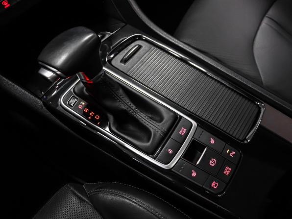 Kia Optima IV Рестайлинг с пробегом 2018 года, цена 2 049 000 рублей, 88886 км, седан, Автокод Объявления