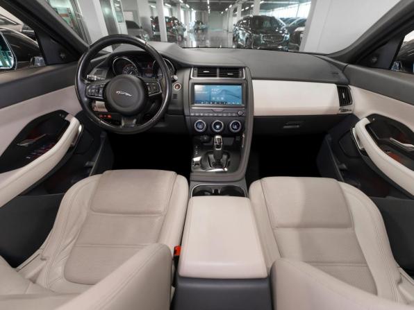 Jaguar E-Pace I с пробегом 2019 года, цена 2 490 000 рублей, 133183 км, внедорожник, Автокод Объявления