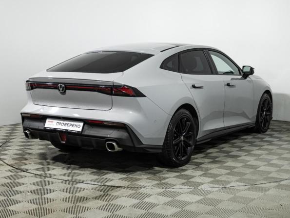 Changan UNI-V I с пробегом 2023 года, цена 2 150 000 рублей, 57900 км, лифтбек, Автокод Объявления