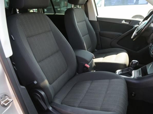 Volkswagen Tiguan I Рестайлинг с пробегом 2012 года, цена 1 193 000 рублей, 129500 км, внедорожник, Автокод Объявления