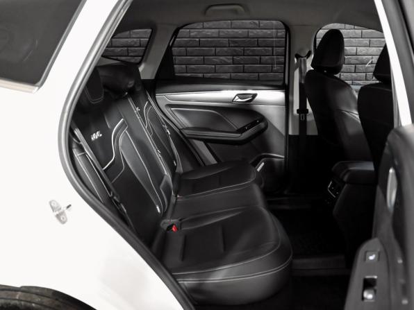 Haval Jolion I с пробегом 2023 года, цена 2 160 000 рублей, 42080 км, внедорожник, Автокод Объявления