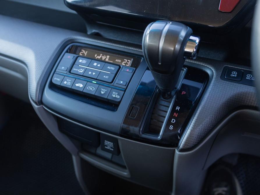Honda Stepwgn V Рестайлинг Ижевск  - изображение 26