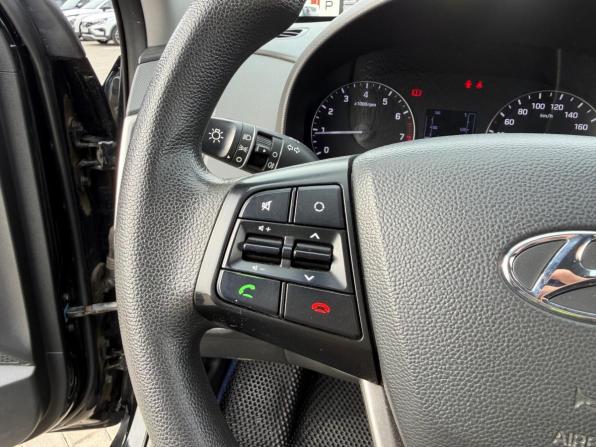 Hyundai Creta I с пробегом 2020 года, цена 1 780 000 рублей, 100202 км, внедорожник, Автокод Объявления