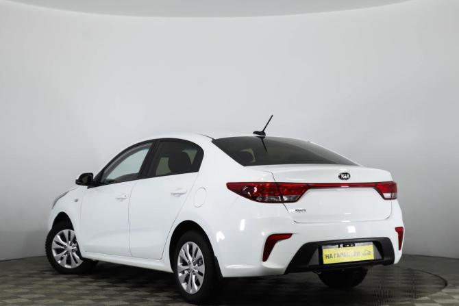 Kia Rio IV с пробегом 2017 года, цена 1 199 000 рублей, 168480 км, седан, Автокод Объявления