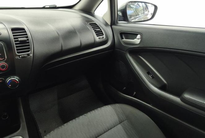 Kia Cerato III с пробегом 2013 года, цена 890 000 рублей, 254230 км, седан, Автокод Объявления