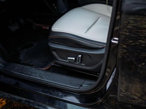Haval Jolion I с пробегом 2022 года, цена 1 699 000 рублей, 38883 км, внедорожник, Автокод Объявления
