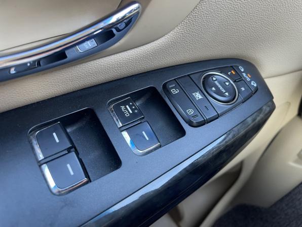Kia Carnival III с пробегом 2019 года, цена 3 100 000 рублей, 198591 км, минивэн, Автокод Объявления