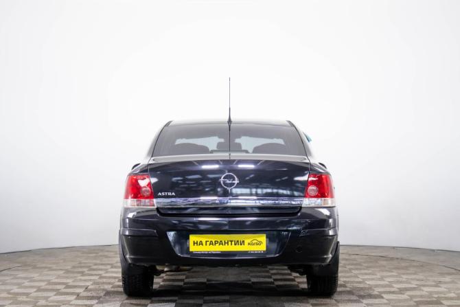 Opel Astra H Рестайлинг с пробегом 2014 года, цена 899 000 рублей, 112124 км, седан, Автокод Объявления