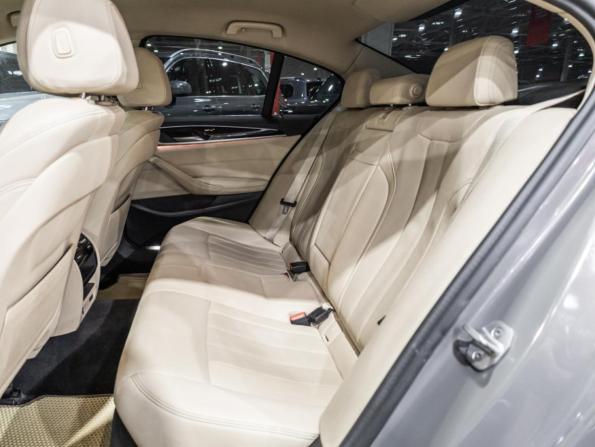 BMW 5 серии VII (G30/G31/G38) Рестайлинг с пробегом 2021 года, цена 3 267 000 рублей, 117000 км, седан, Автокод Объявления