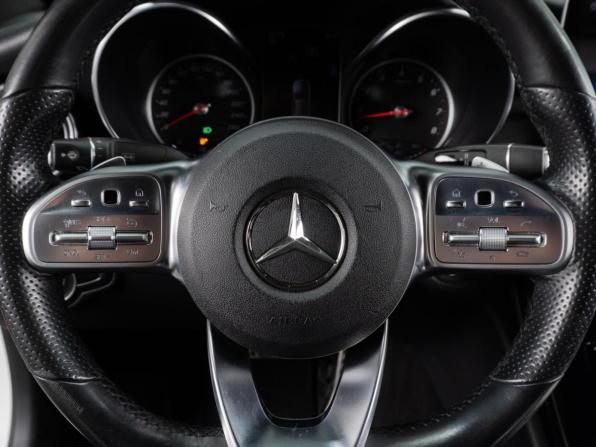 Mercedes-Benz C-Класс IV (W205) Рестайлинг с пробегом 2018 года, цена 2 648 000 рублей, 105320 км, седан, Автокод Объявления